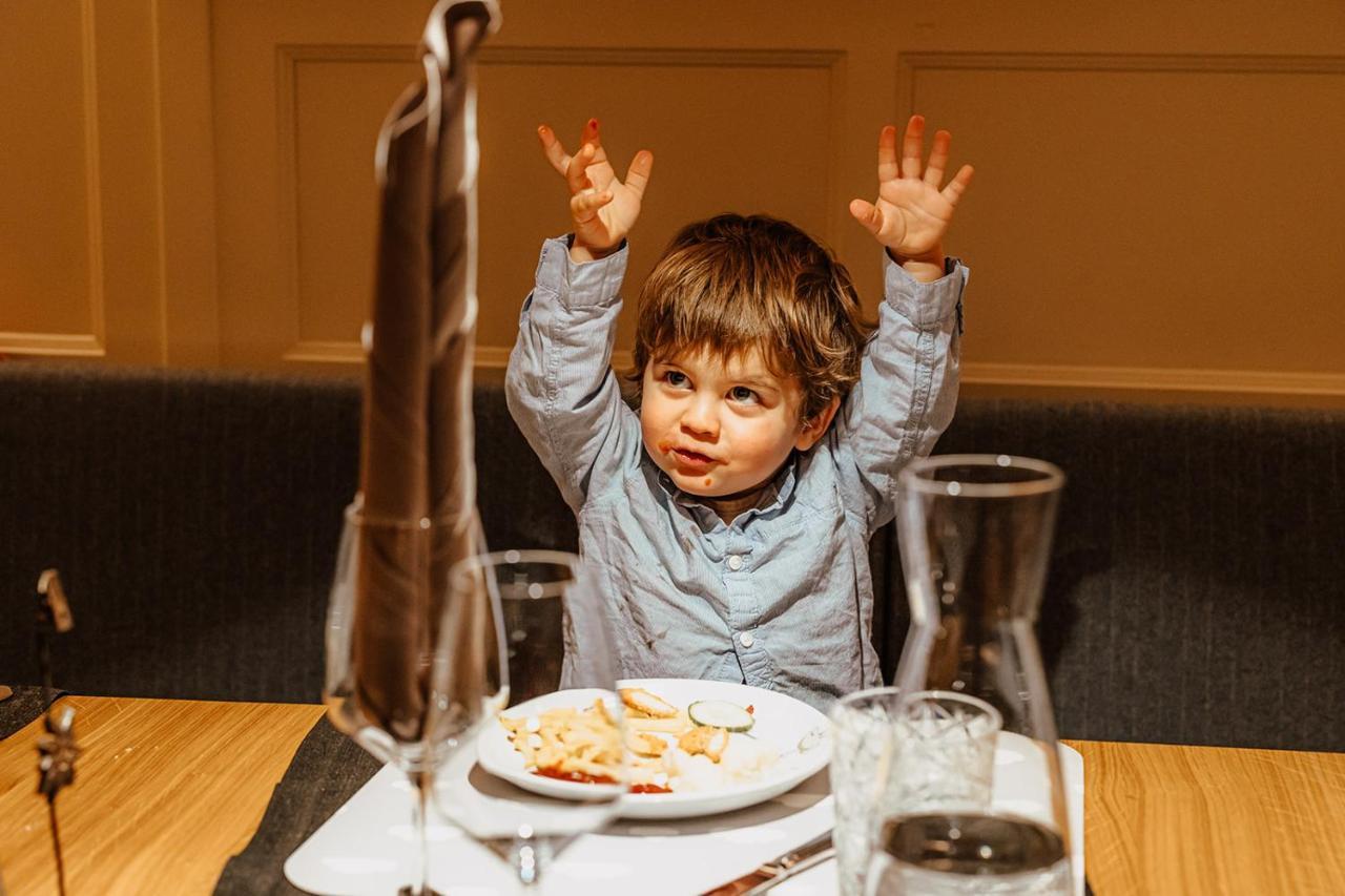 Familienhotel Huber Valles Kültér fotó