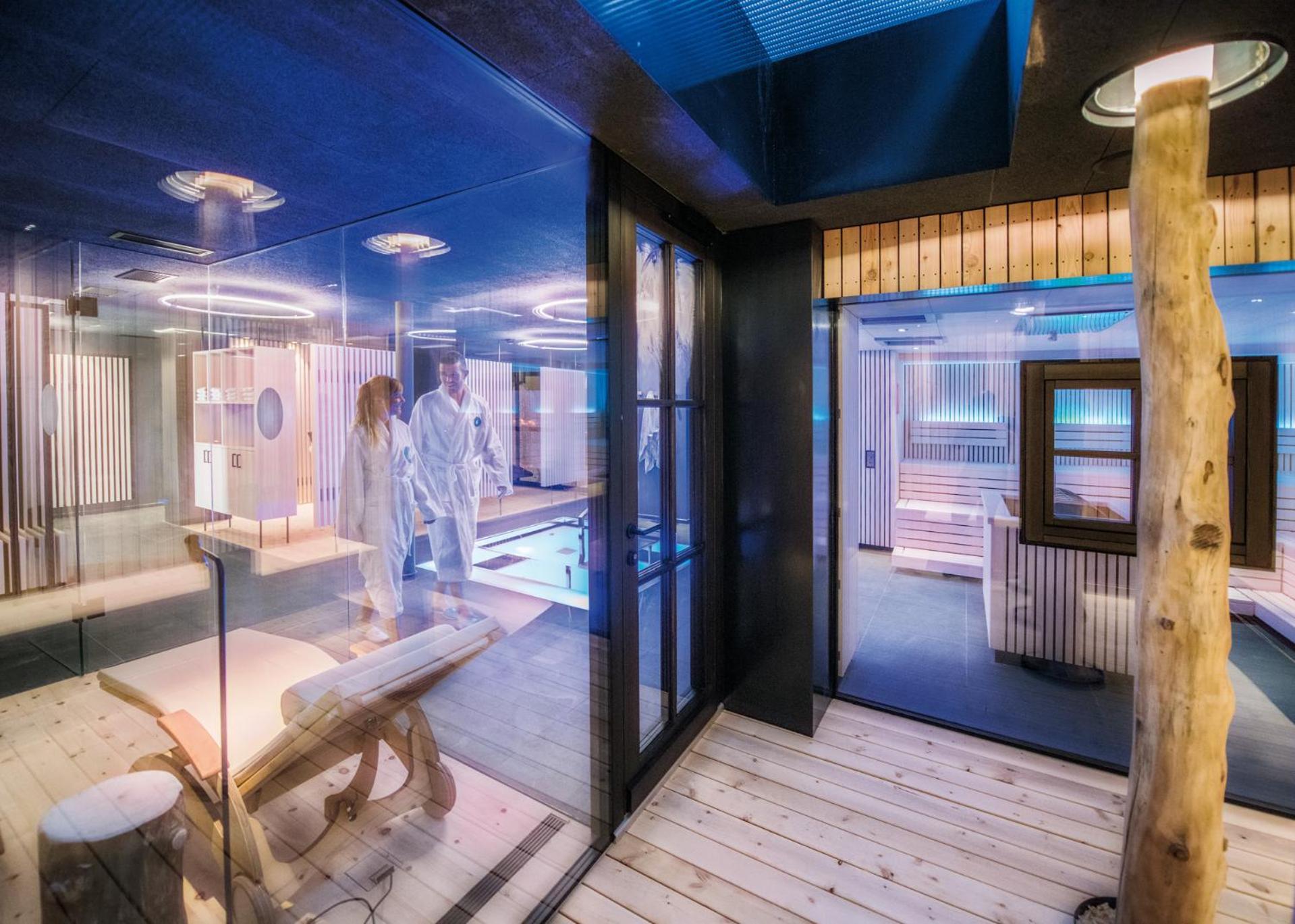 Familienhotel Huber Valles Kültér fotó
